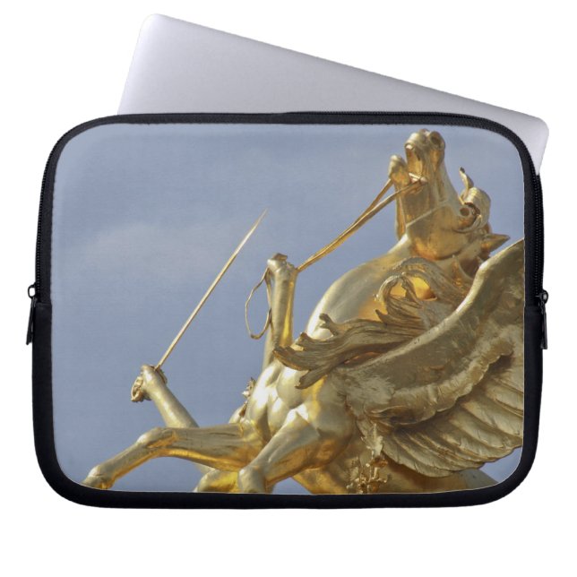 Pegasusstaty vid Pont Alexander III-bron Laptop Fodral (Framsidan)