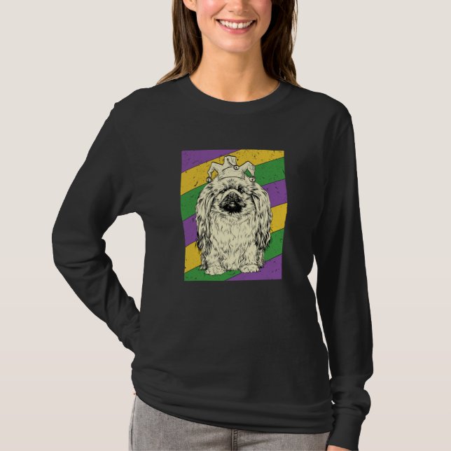 Pekingese Jester Mardi Gras Dog Mom or Dad T Shirt (Framsida)