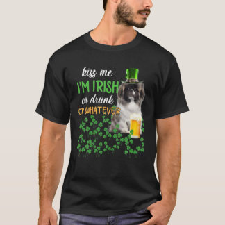Pekingese Kiss Me jag är irländsk eller drunk elle T Shirt