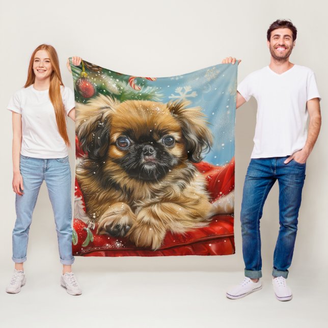 Pekingeser Julfirande Fleecefilt (På plats)