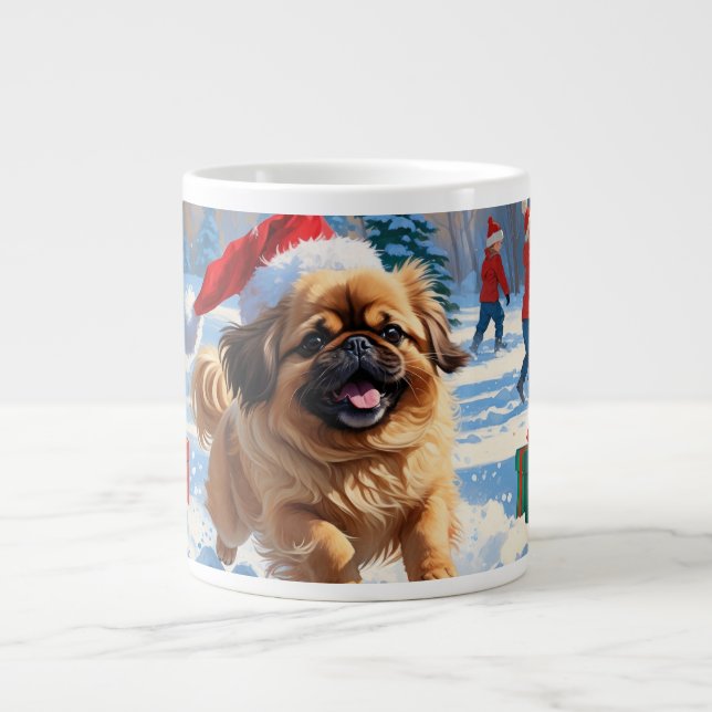 Pekingeserhund springer i snö med julhatt jumbo mugg (Framsidan)