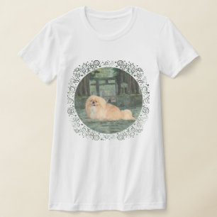 Pekingeserhund vid Oriental Gateway T Shirt