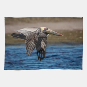 Pelikan i flyg kökshandduk