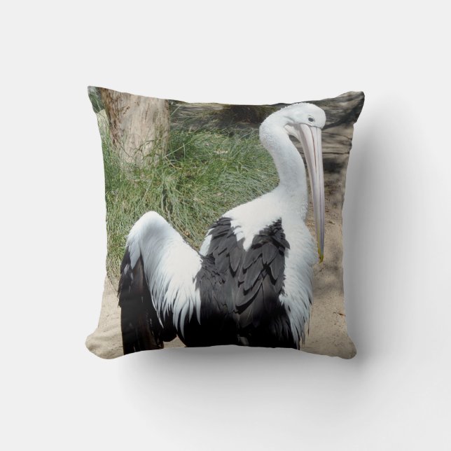 Pelikan Time to Preen, Cushion Kudde (Framsida)