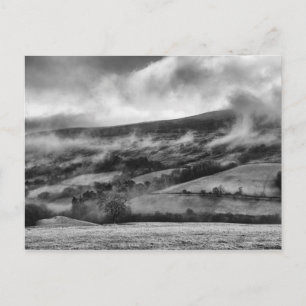 PEN Y FLÄKT, BRECON BEACONS, WALES - BLACK & WHITE VYKORT