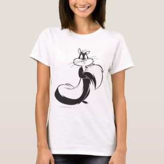 Penelope Grabbing Svan T Shirt