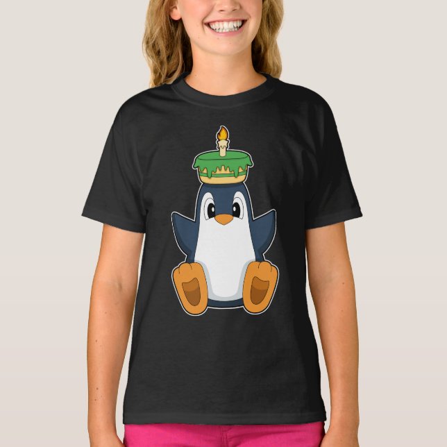 Penguin Birthday Cake Candle T Shirt (Framsida)