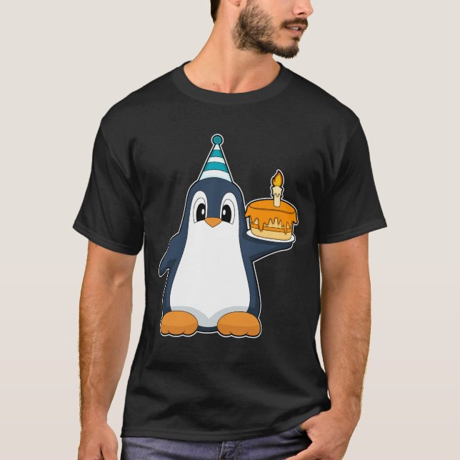 Penguin Birthday Candle Cake T Shirt (Framsida)