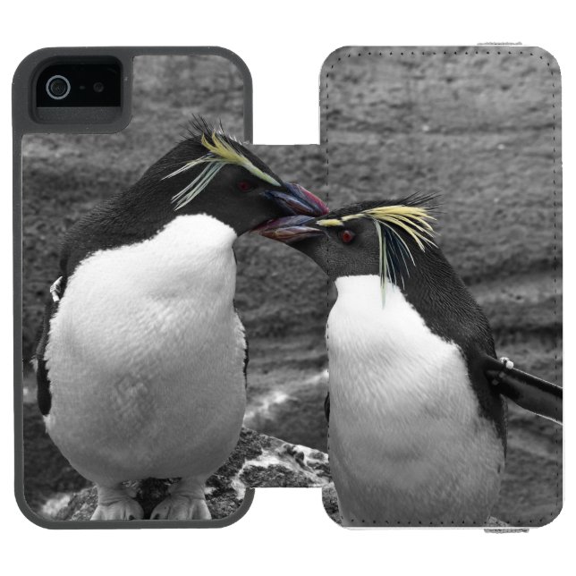 Penguin Colour Splash Incipio iPhone Wallet Skal (Folio Öppen)