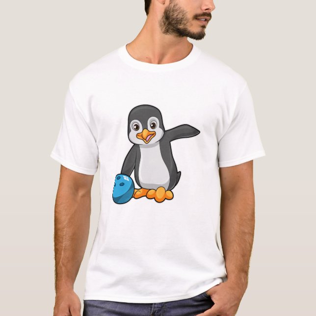 Penguin i Bowling med Bowling ball T Shirt (Framsida)
