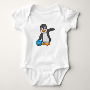 Penguin i Bowling med Bowling ball T Shirt