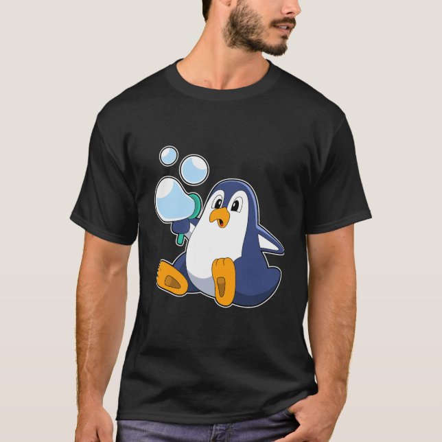 Penguin med tvålbubblor.PNG T Shirt (Framsida)