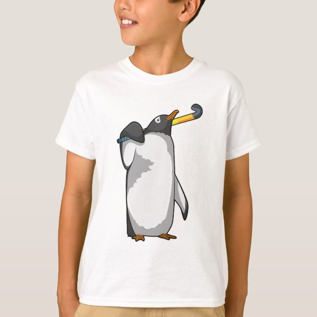 Penguin på Hockey med Hockey stick T Shirt (Framsida)