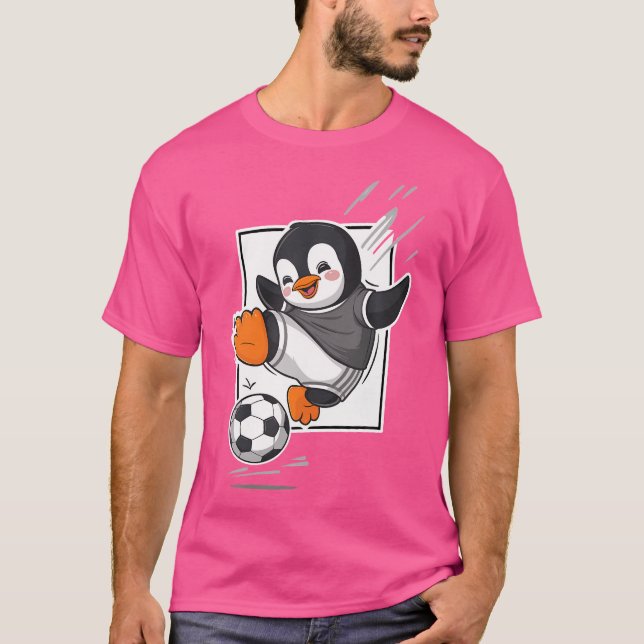 Penguin Playing Soccer Kicking Football Cute Carto T Shirt (Framsida)