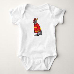Penguin som brandman med Helmet T Shirt