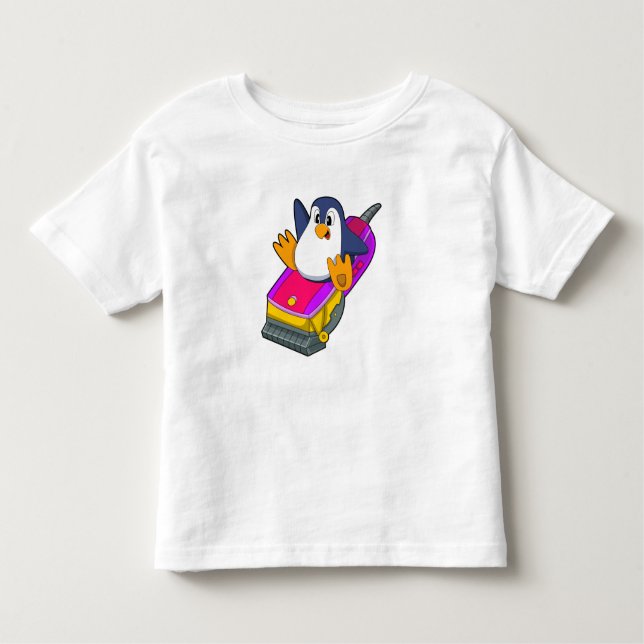 Penguin som Hairdresser med Razor T Shirt (Framsida)