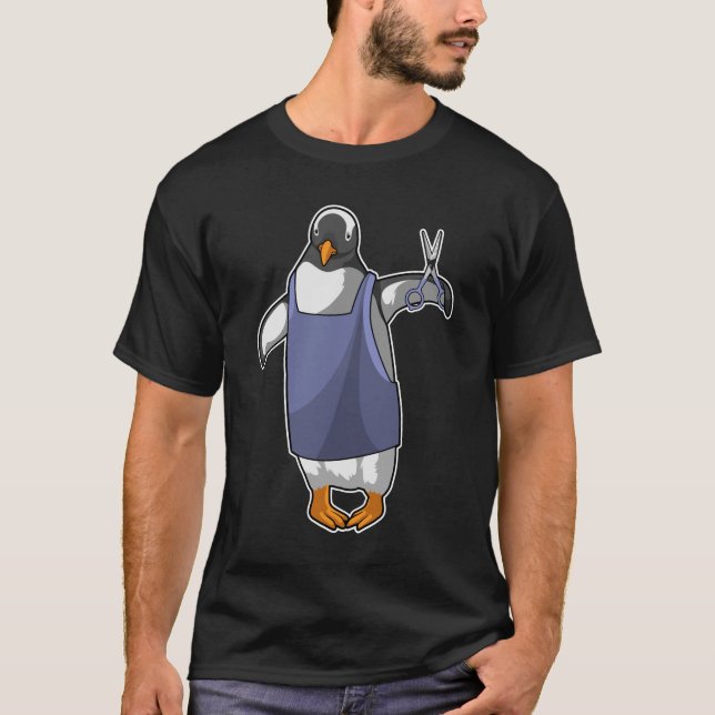 Penguin som Hairdresser med saxar T Shirt (Framsida)