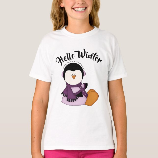 Penguin vid en Lila Jackar Hej Winter T Shirt (Framsida)