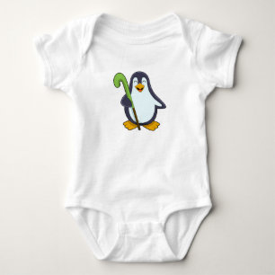 Penguin vid Hockey med Hockey fladdermus T Shirt