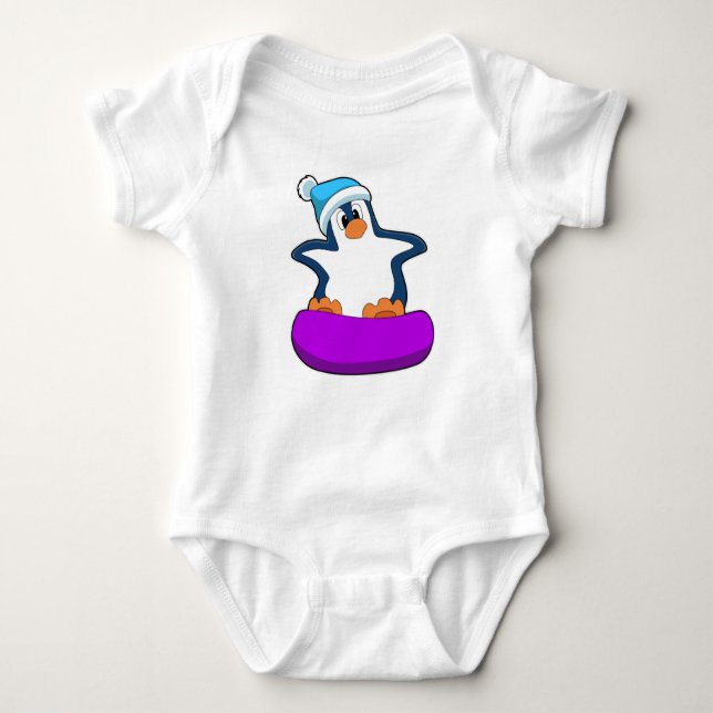Penguin vid Snowboarding med Snowboard board T Shirt (Framsida)
