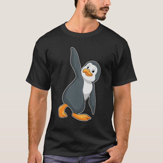 Penguin vid Yoga Stretching-övning T Shirt (Framsida)