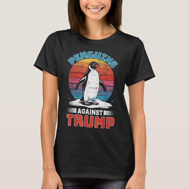 Penguins against Trump Penguin Flippers Up AntiTR T Shirt (Framsida)
