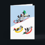 Penguins Sleding Anpassningsbar Card Helgkort<br><div class="desc">Bara ren roligt! En snöbild av pingviner som sjunger. Det är förtjusande! Den ursprungliga designen av konstnären,  Dart-dart,  är så mycket nyfiken och glad. Kortet kan anpassas. Du kan byta insidan av hälsning till spelar ingen roll som du vill.</div>