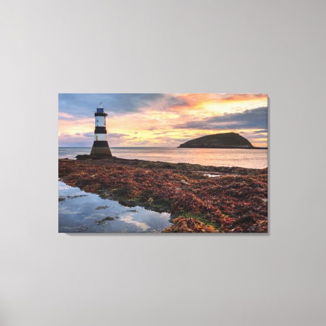 Penmon Lighthouse Sunrise | Puffin Island Canvastryck (Framsida)