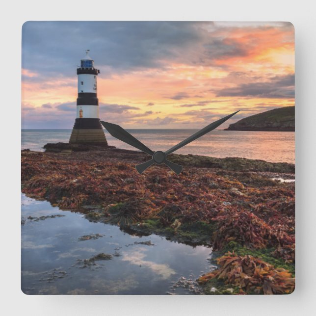 Penmon Lighthouse Sunrise | Puffin Island Fyrkantig Klocka (Framsida)