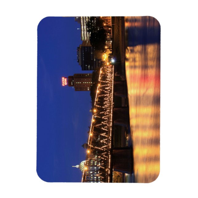 Pennsylvania State Walnut Street Bridge Magnet (Vertikal)