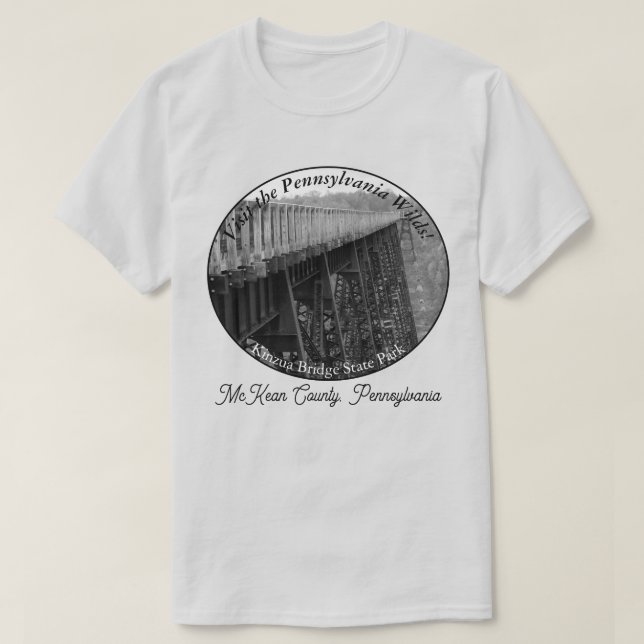 Pennsylvania-Vilderna Souvenir Kinzua Skypromengå  T Shirt (Design framsida)