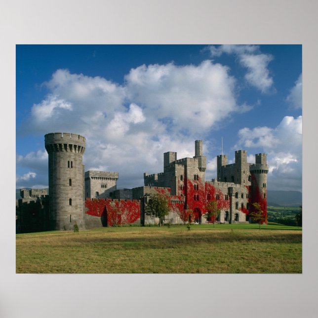 Penrhyn Castle, Gwynedd, Wales Poster (Framsidan)