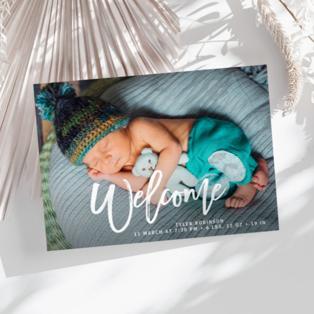 Penseldrag för det söta födelsetalet i baby vykort (Skapare uppladdad)