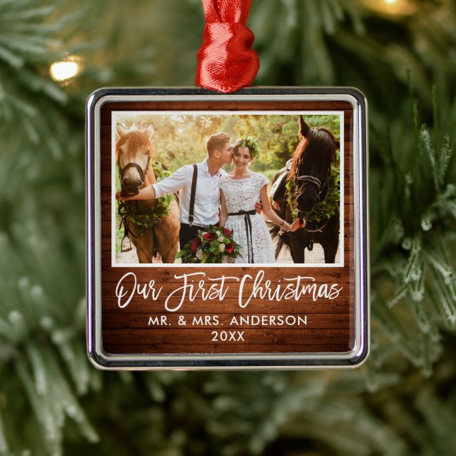 Penselskript Wood Bröllop vår första jul Julgransprydnad Metall (Träd)