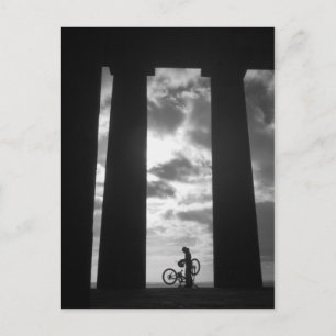 Penshaw Monument med vykort för Biker