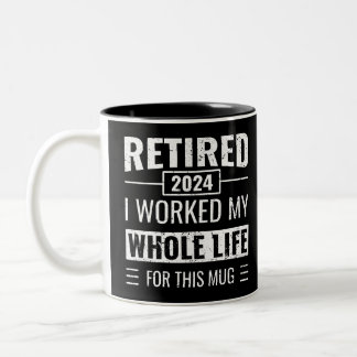 Pension 2024 Funny Gifts officiellt pensionerad Två-Tonad Mugg
