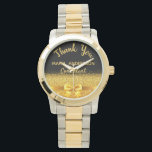 Pension Consultant Black guld elegant tack Armbandsur<br><div class="desc">Elegant,  klassisk,  glamorös och feminin. En gåva till en pensionerad konsult. En faux guld färgad båge och band med gyllene glitter och gnistra,  lite slödder och lyx. Svart bakgrund. Med texten: Tack,  mallar för namn och yrke,  yrke.</div>