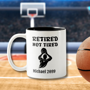 Pension inte Tired Basket Player Två-Tonad Mugg