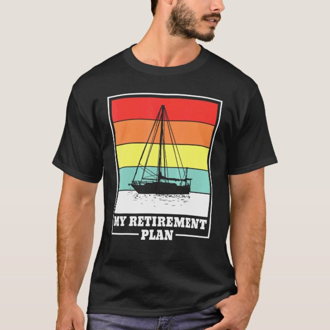 Pension Pension Boat Sailingbåt T Shirt (Framsida)