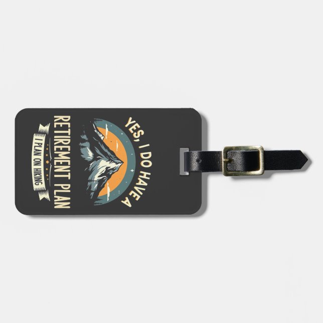 Pension-planen som skyller på Pappa utanför dörrar Bagagebricka (Horisontell Framsida)