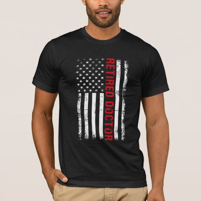 Pensionerad doktor USA Distressed Flagga T Shirt (Framsida)