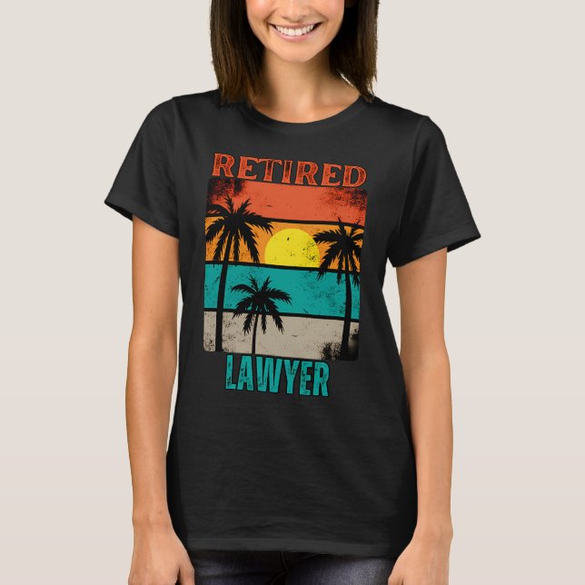 Pensionerad Läkare På Fiske T Shirt (Framsida)