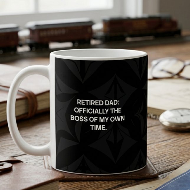Pensionerad Pappa Boss Över Egen Tid Rolig Pension Kaffemugg (Skapare uppladdad)