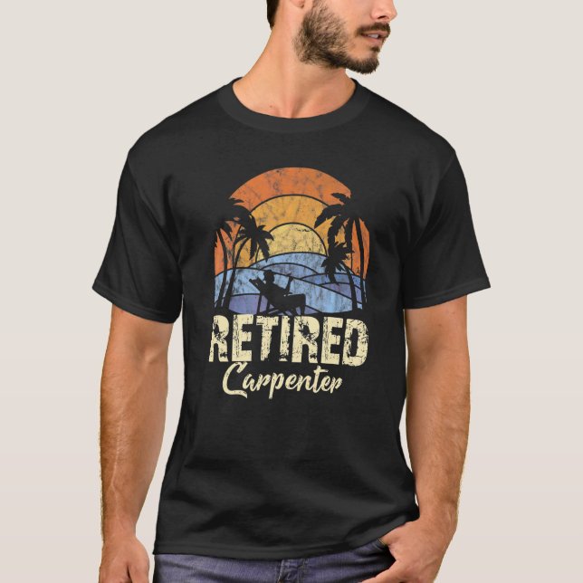 Pensionerad snickare   t shirt (Framsida)