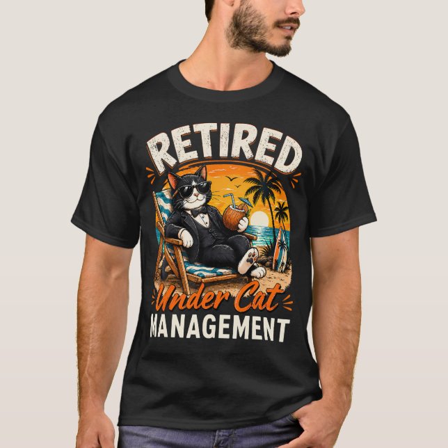 Pensionerad Under Kattledning Rolig Smoking T Shirt (Framsida)