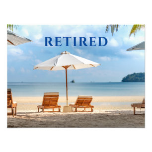 Pensionerade strandloungestolar med paraply fototryck