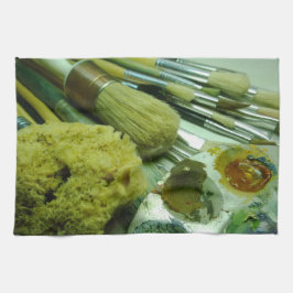 Penslar och måla kökshandduk