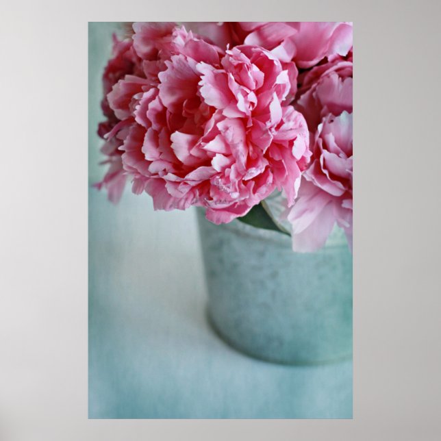 Peonier på Bord Poster (Framsidan)