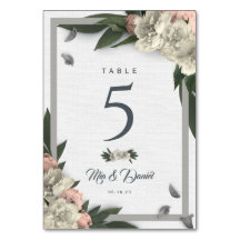 Peonies, guillalgul vit och persikofärgad Blommigt