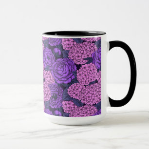 Peony och hydrangea i rosa och violett mugg